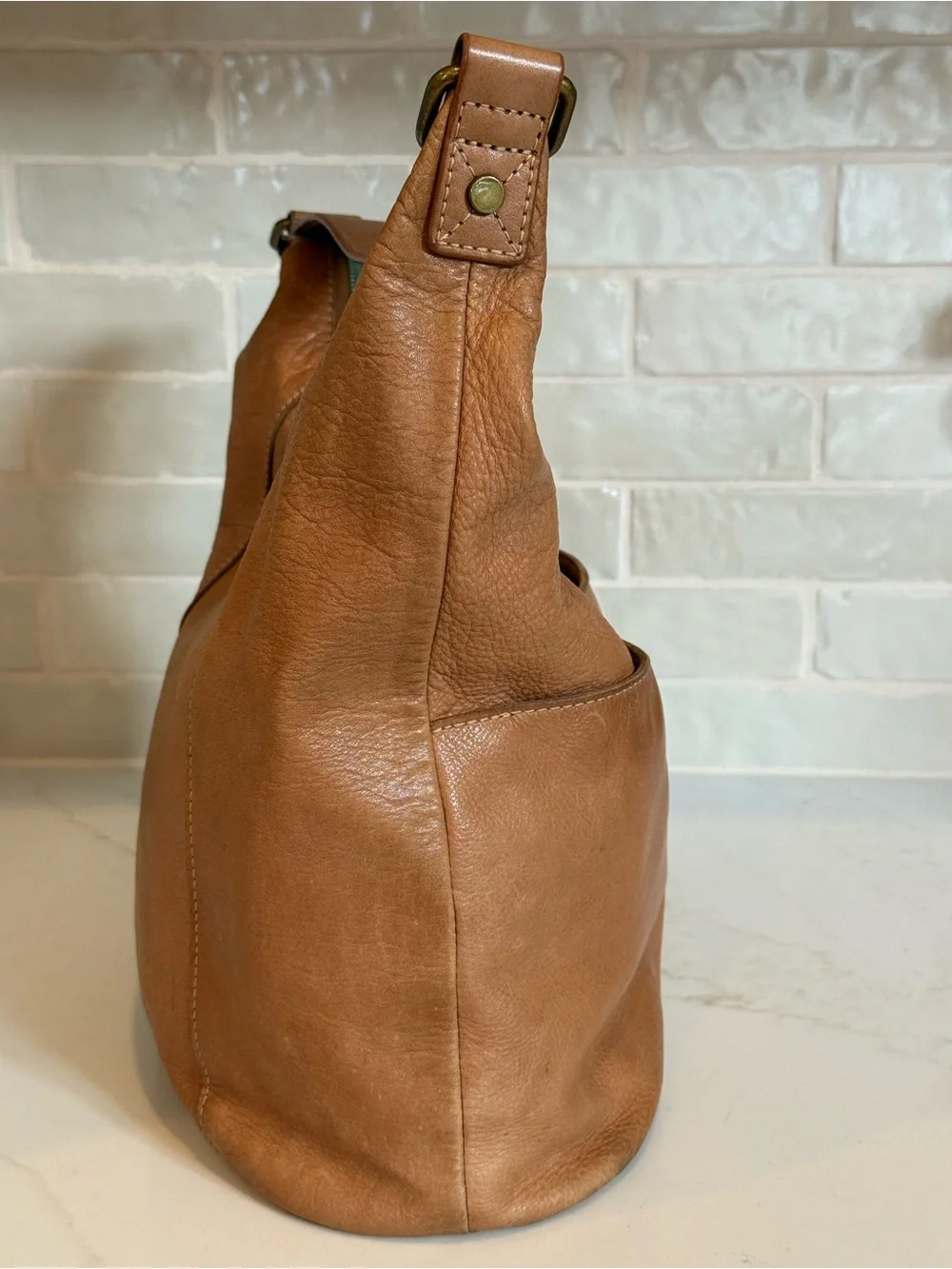 American Leather Co Tan Pebbled Leather Hobo Shoulder Bag Soft Slouch Zip Purse